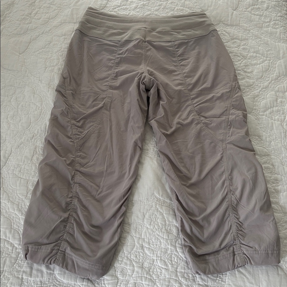 Lululemon Dance Studio Capri Cropped Light Gray Pants Size 4 - Picture 6 of 10